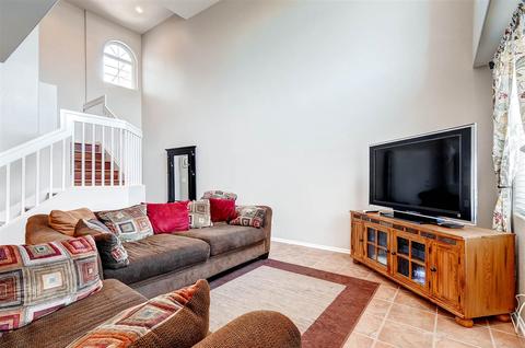 12897 Carriage Heights Way, Poway, CA 92064 photo 4