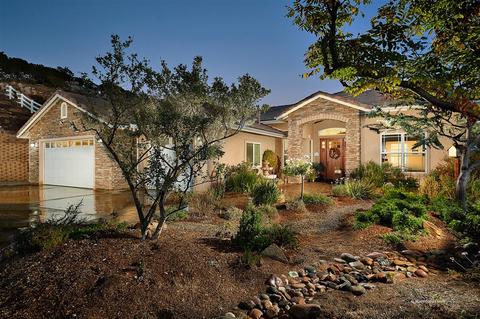 2864 Southern Oak Rd, Ramona, CA 92065 photo 1