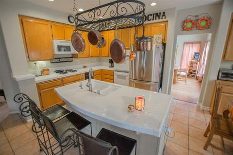 582 Padrone Pl, Chula Vista, CA 91910 photo 7