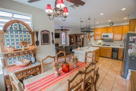 582 Padrone Pl, Chula Vista, CA 91910 photo 3