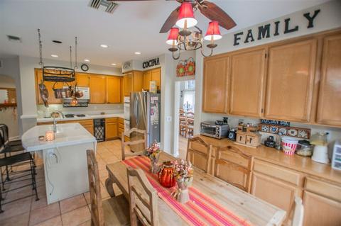 582 Padrone Pl, Chula Vista, CA 91910 photo 5