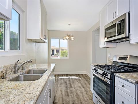 3254 Isabella Dr, Oceanside, CA 92056 photo 11