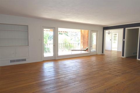 6120 Waverly Ave, La Jolla, CA 92037 photo 5