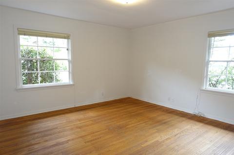6120 Waverly Ave, La Jolla, CA 92037 photo 12