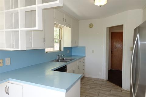 6120 Waverly Ave, La Jolla, CA 92037 photo 10