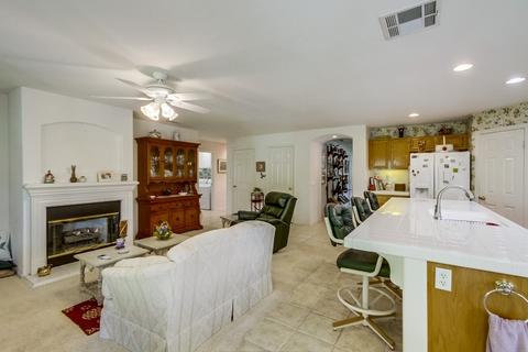 683 Jacks Creek Rd, Escondido, CA 92027 photo 4