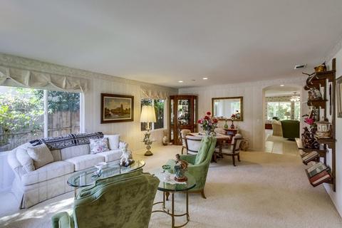 683 Jacks Creek Rd, Escondido, CA 92027 photo 2