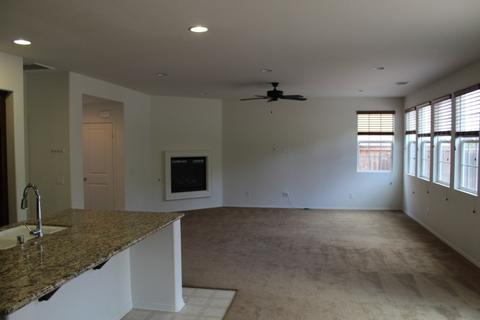 1116 Breakaway Dr, Oceanside, CA 92057 photo 7
