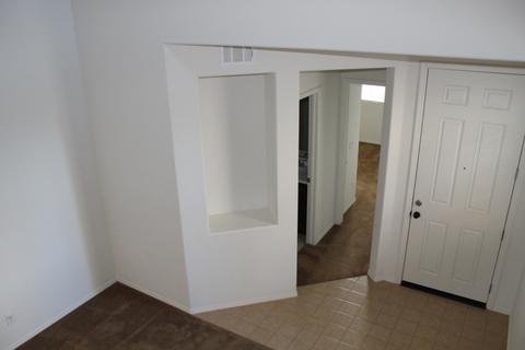 1116 Breakaway Dr, Oceanside, CA 92057 photo 4
