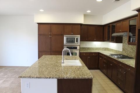 1116 Breakaway Dr, Oceanside, CA 92057 photo 9