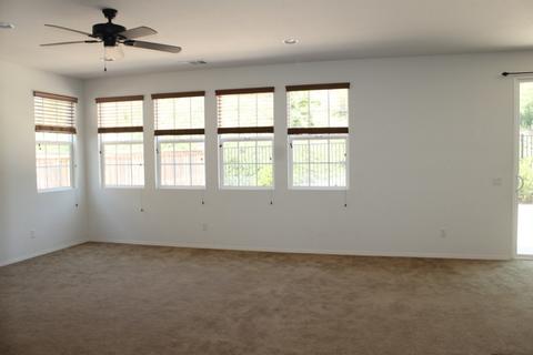 1116 Breakaway Dr, Oceanside, CA 92057 photo 5