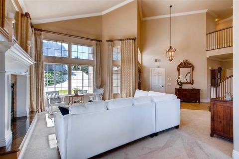 2056 Ridgecrest Pl, Escondido, CA 92029 photo 11