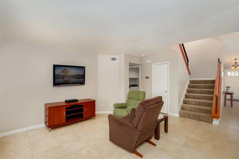 711 Foxwood Dr, Oceanside, CA 92057 photo 12