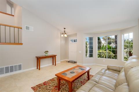 711 Foxwood Dr, Oceanside, CA 92057 photo 5
