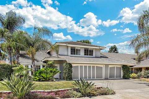 711 Foxwood Dr, Oceanside, CA 92057 photo 2
