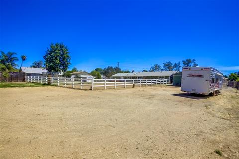 1025 3rd St, Ramona, CA 92065 photo 22