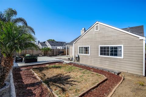 608 Myrtlewood Ct, Oceanside, CA 92058 photo 25