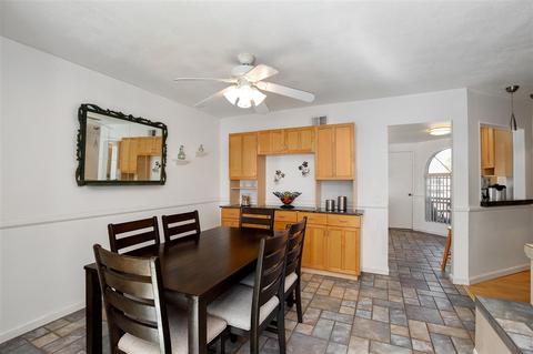 608 Myrtlewood Ct, Oceanside, CA 92058 photo 5