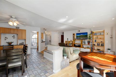 608 Myrtlewood Ct, Oceanside, CA 92058 photo 4