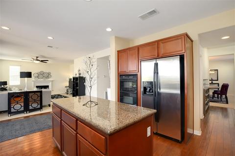 5304 Village Dr, Oceanside, CA 92057 photo 6