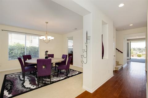 5304 Village Dr, Oceanside, CA 92057 photo 4