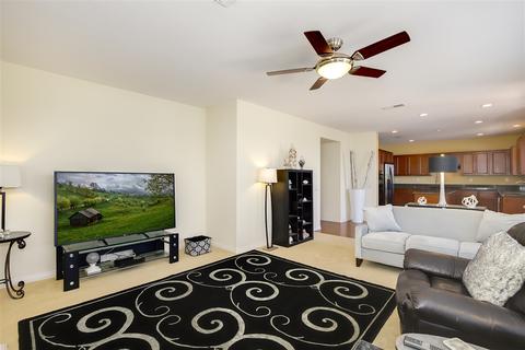 5304 Village Dr, Oceanside, CA 92057 photo 9