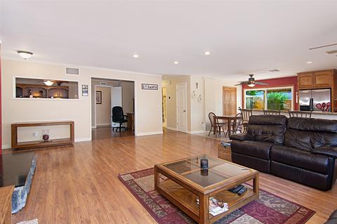 8455 Amino Dr, Santee, CA 92071 photo 4