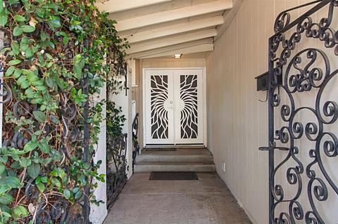 8455 Amino Dr, Santee, CA 92071 photo 2