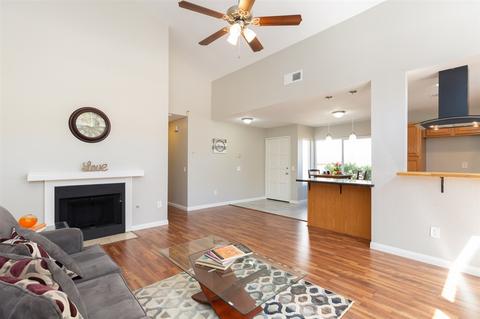 8547 Dortha Ct, Santee, CA 92071 photo 3