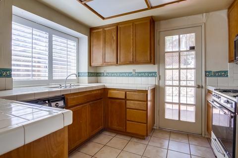 1701 Augusta Ct, El Cajon, CA 92019 photo 5