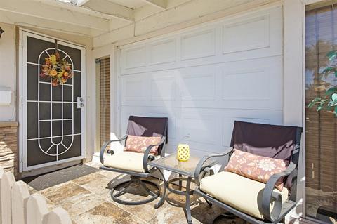 1002 Hemlock Ave, Imperial Beach, CA 91932 photo 2