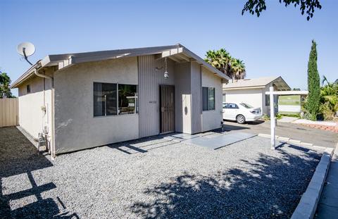 4450 Avenida Del Gado, Oceanside, CA 92057 photo 3