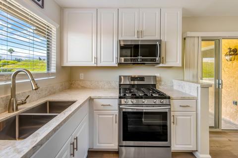 4747 Rim Rock Rd, Oceanside, CA 92056 photo 4