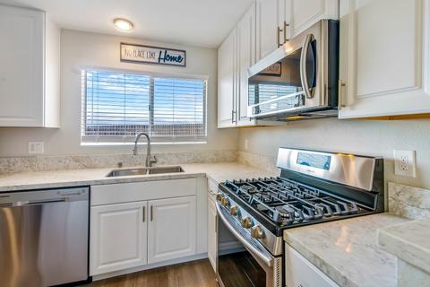 4747 Rim Rock Rd, Oceanside, CA 92056 photo 1