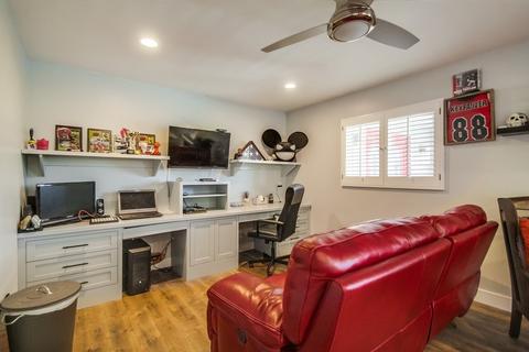 1656 High Crst, Escondido, CA 92025 photo 16