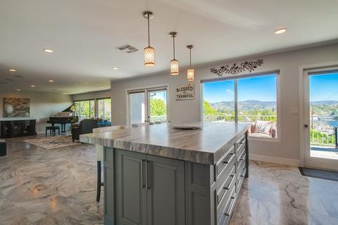 1656 High Crst, Escondido, CA 92025 photo 5