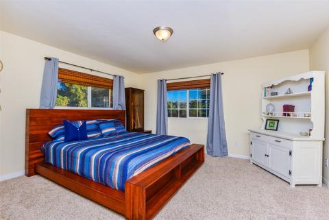 11044 Fillbrook Dr, Lakeside, CA 92040 photo 6