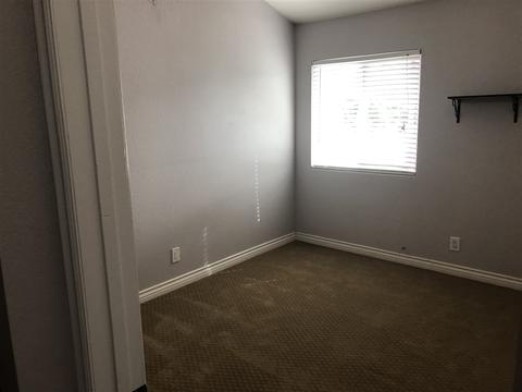 905 Marlin Dr, Vista, CA 92084 photo 14