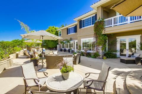 616 Cypress Hills Dr, Encinitas, CA 92024 photo 2