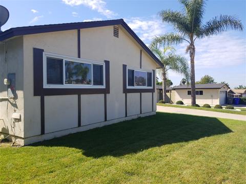 4077 Lewis St, Oceanside, CA 92056 photo 3