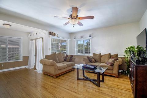 6030 Lubbock, La Mesa, CA 91942 photo 3