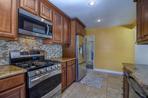 6030 Lubbock, La Mesa, CA 91942 photo 10