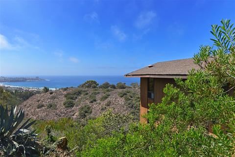 2702 Bordeaux, La Jolla, CA 92037 photo 10