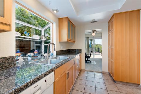 9465 Avenida Acero, Spring Valley, CA 91977 photo 7