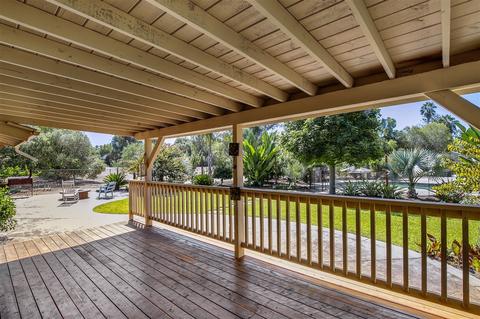 1192 Beverly Dr, Vista, CA 92084 photo 17
