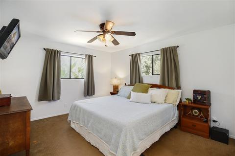 1192 Beverly Dr, Vista, CA 92084 photo 12