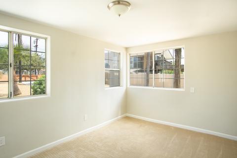 7653 Seneca Pl, La Mesa, CA 91942 photo 14