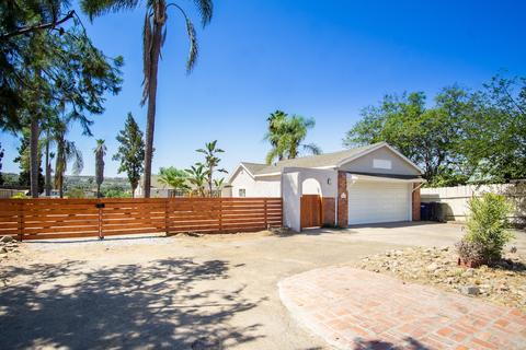 7653 Seneca Pl, La Mesa, CA 91942 photo 3
