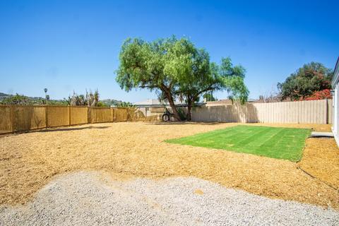 7653 Seneca Pl, La Mesa, CA 91942 photo 24