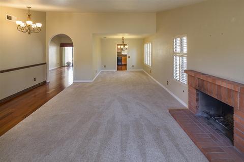 2462 Live Oak Rd, Escondido, CA 92029 photo 9